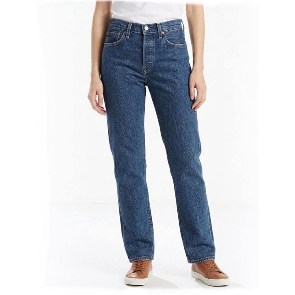 LEVIS Premium Wedgie Straight Fit Jeans Medium Wash Cropped Womens Size 28